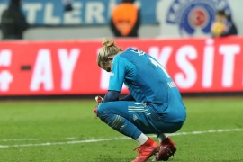 Flaş iddia! Karius Beşiktaş'ı şikayet etti