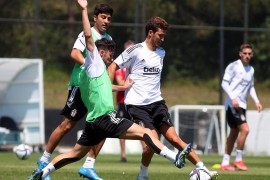 Kartal, kondisyon ve taktik çalıştı