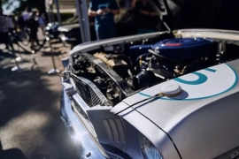 Sürücüsüz yarış arabası Robocar