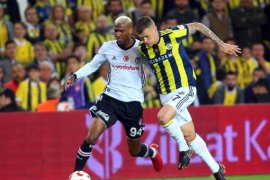 Dev maçta insanlık ayıbı.İşte o anlar