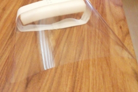 Kendi imkanlarıyla Kronovirüs’e karşı koruyucu siper üretiyorlar