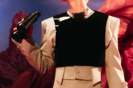 SHINee'nin Key'inden avangard bir geri dönüş: BAD LOVE