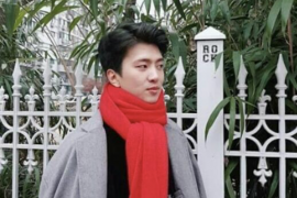 Rock Daily는 그의 새 프로젝트 LAYOR와 함께 돌아옵니다