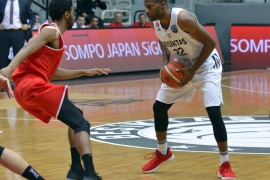 Kartal evinde kazandı