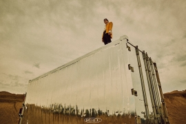 EXO'dan KAI ilk solo albümü ile müzik listelerini ele geçirdi