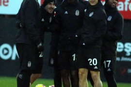 Sağanak yağmurda taktik çalıştılar