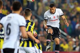 Dev maçta insanlık ayıbı.İşte o anlar