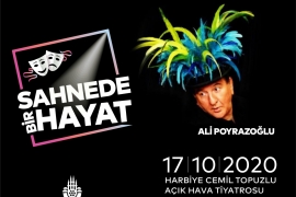 Açık havada her akşam bir usta sanatçı İstanbullularla buluşuyor