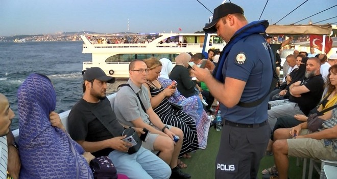 İstanbul Huzur Denetimleri: Tur tekneleri kontrol edildi