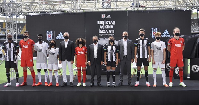 adidas ve Beşiktaş JK’dan kalplere dokunan imza kampanyası