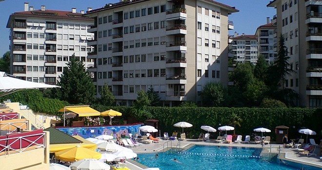 Beşiktaş'taki site aidatları el yakıyor