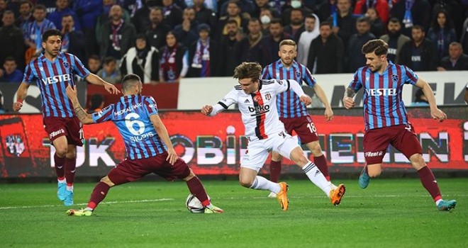 Spor yazarlarından Beşiktaş yorumları