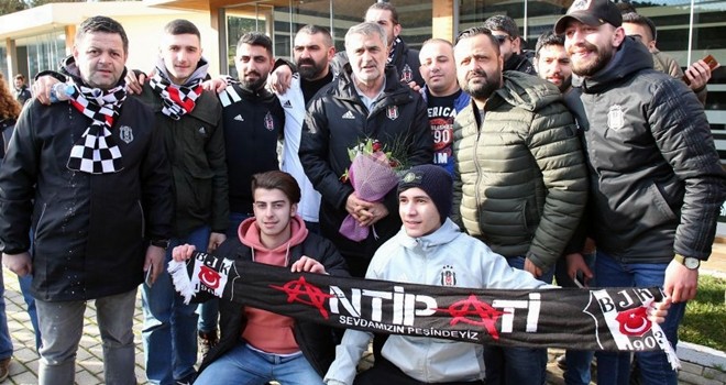 Taraftarlardan Beşiktaş'a destek