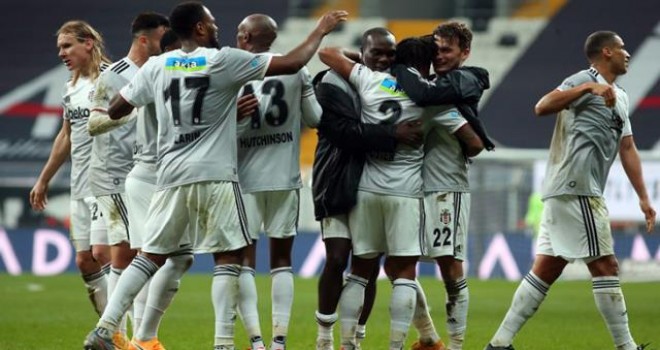 Beşiktaş yarı finalde