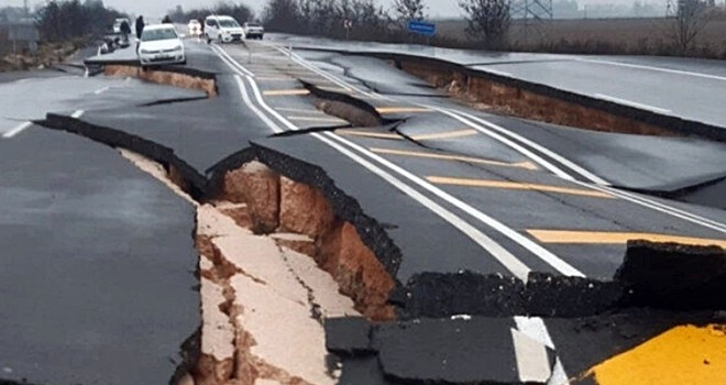Depremin vurduğu bölgede havayolu, karayolu ve demiryollarındaki son durum