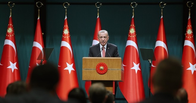 Cumhurbaşkanı Erdoğan: Kur'an-ı Kerim'i yakma diye bir özgürlük olamaz