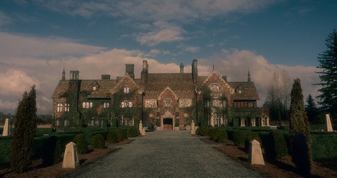 Netflix The Haunting: Bly Malikânesi'ne davet ediyor