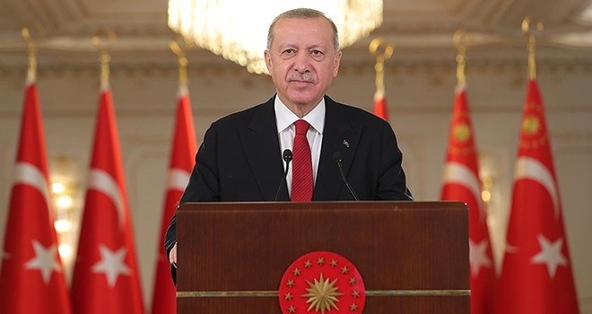 Cumhurbaşkanı Erdoğan: Türkiye’nin asla esir edilemeyeceğini gösterdik