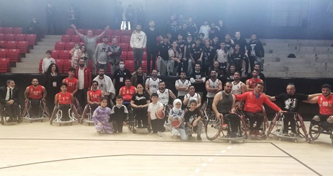 Beşiktaş Tekerlekli Sandalye Basketbol Takımı'nda galibiyet coşkusu