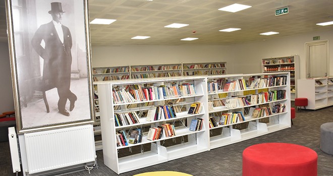 Oruç Aruoba Kütüphanesi hizmete açıldı