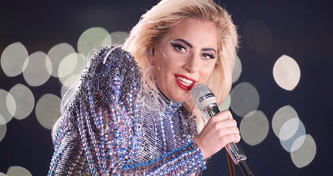 MTV Video Müzik Ödülleri'nde sahne Lady Gaga'nın