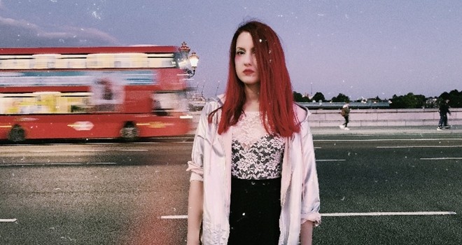 Glasxs'ten yeni tekli “Space Is The Place”