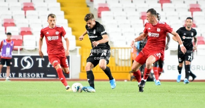 Sezona kötü başladı, Sivas 3 - Beşiktaş 0
