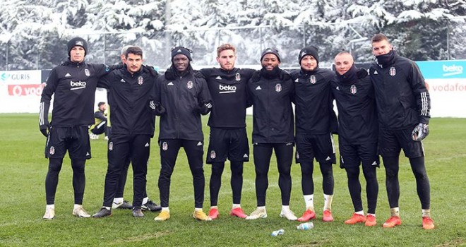 Kara Kartal, Fatih Karagümrük maçına hazırlanıyor