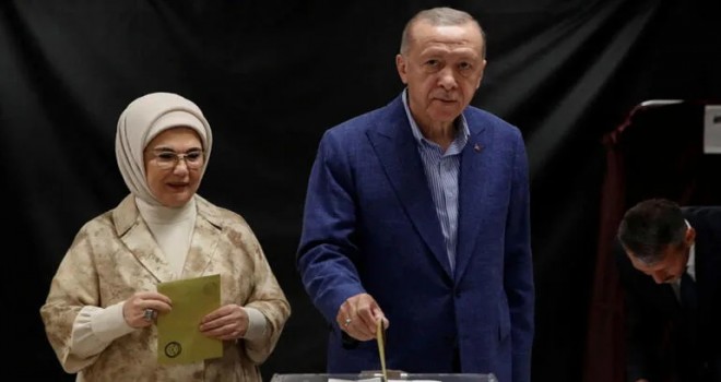 Erdoğan oy kullandı: İnanıyorum ki seri bir şekilde bitecek