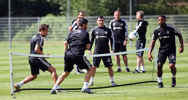 Beşiktaş'ta hazırlıklar sürüyor