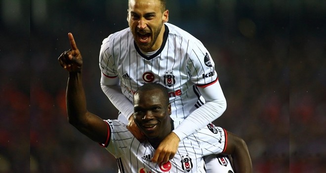 Beşiktaş'ta efsane ikili yeniden buluştu!