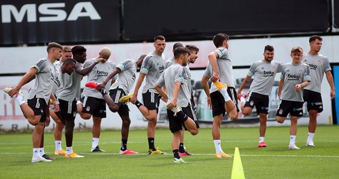 Hazırlıklar devam ediyor