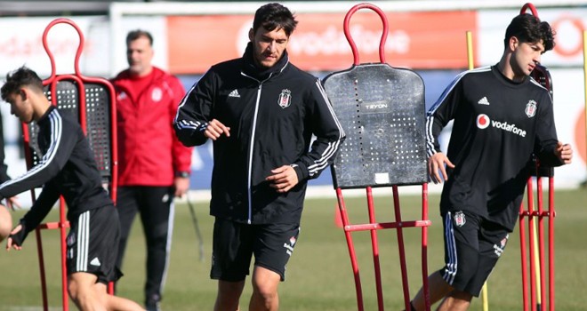 Boateng takım ile ilk antrenmanında