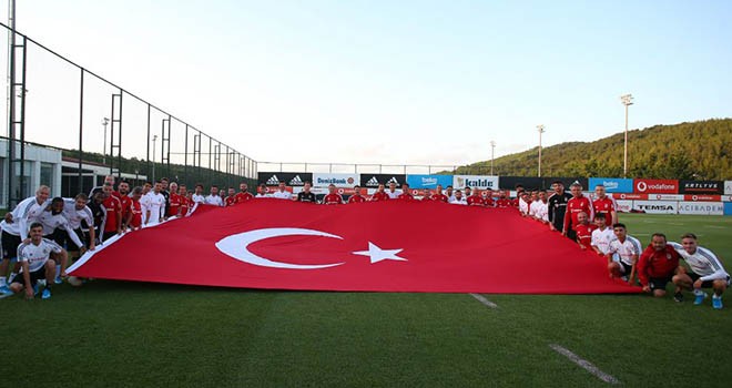 Kartal, 30 Ağustos Zafer Bayramı’nı kutladı