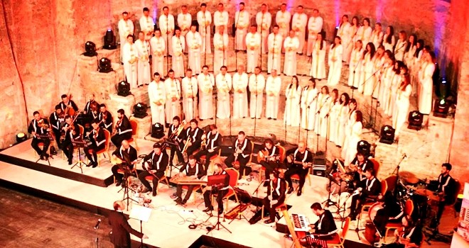 Depremzede sanatçılara destek!