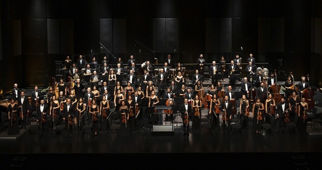 Borusan İstanbul Filarmoni Orkestrası’ndan,  Cumhuriyetin 100. yılında görkemli açılış konseri