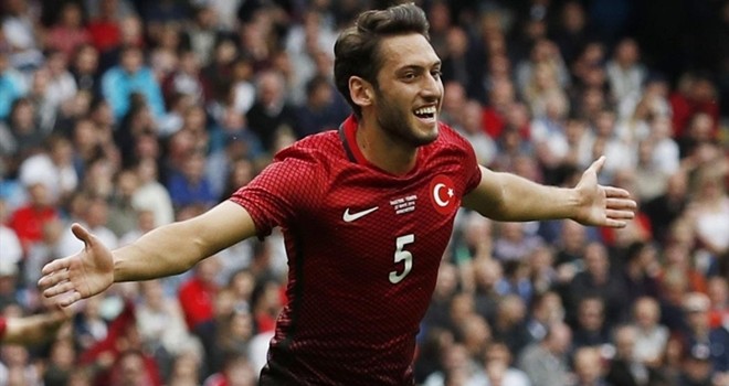 Büyük iddia! Hakan Çalhanoğlu için anlaştılar