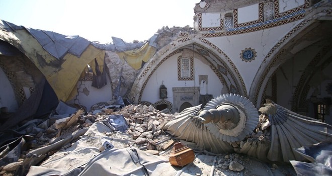 Deprem tarihi yapıları da vurdu!
