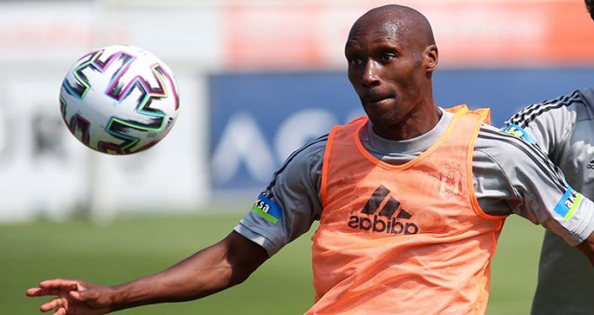Atiba Hutchinson: ‘Heyecanla maçı bekliyoruz’