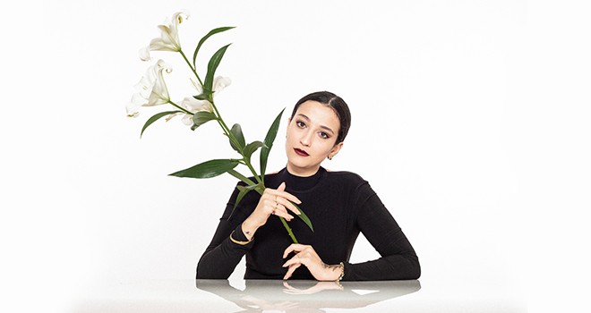 Naif ve büyüleyici sesi ile Melike Şahin