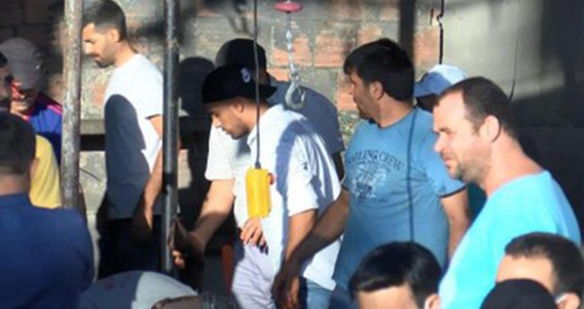 Kurban pazarı ve kesim alanlarında maske ve mesafe unutuldu