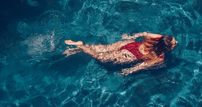 Sakatlanmadan yüzmek için bunlara dikkat