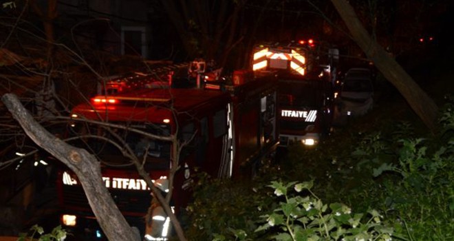 Şişli'deki yangına Beşiktaş itfaiye ekibi yetişti