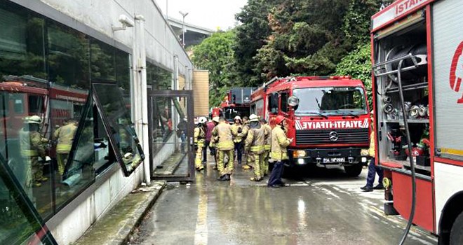 Ortaköy'de ofiste çıkan yangın korkuttu