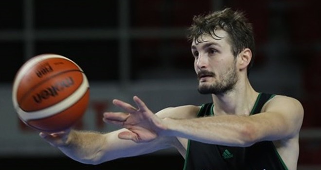 Birkan Batuk ile imzalar atıldı