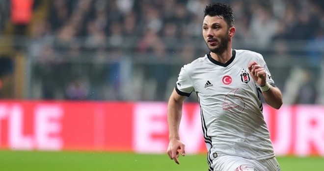 İtalya'dan Tolgay Arslan için teklif!