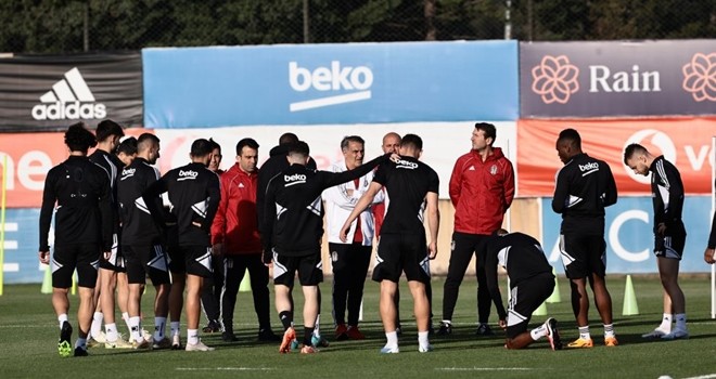 Spor yazarlarından Beşiktaş sözleri!