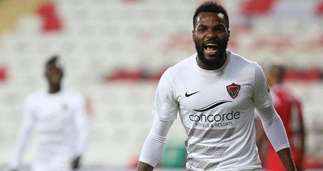 Beşiktaş beklemede! Boupendza transferinde flaş gelişme