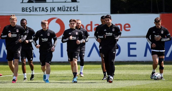 Hazırlıklar sürüyor