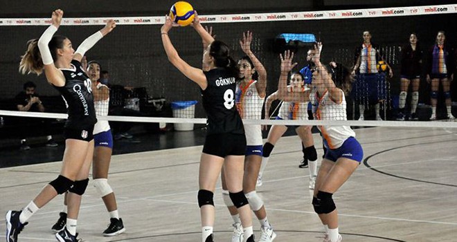 Karşıyaka - Beşiktaş Kadın Voleybol Takımı: 3-1